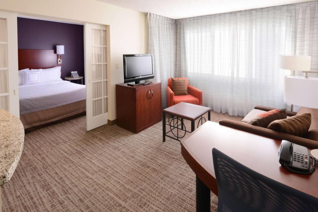 Sonesta ES Suites Dallas Central Expressway Exterior foto